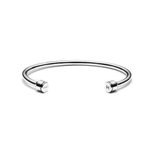 Load image into Gallery viewer, Crown Cuff
