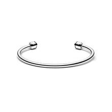 Load image into Gallery viewer, Crown Cuff
