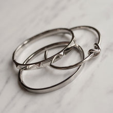 Load image into Gallery viewer, Ellipse Bangle Thin Gunmetal
